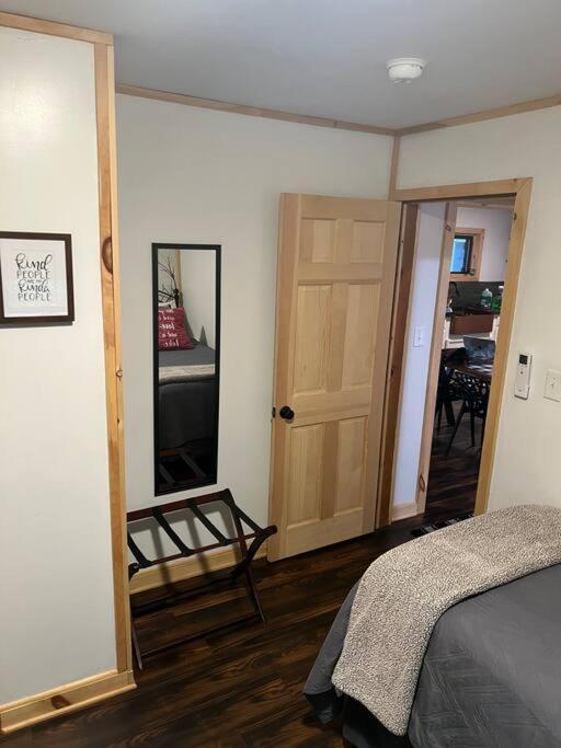 Cabin At The Cove At Watauga Lake Butler Экстерьер фото