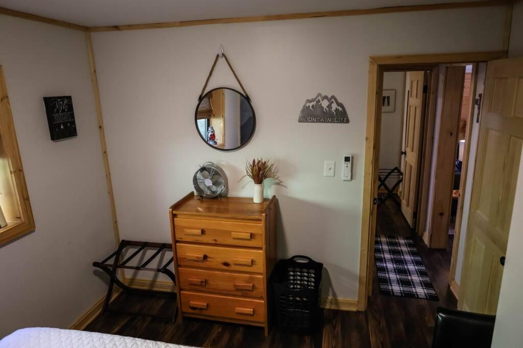 Cabin At The Cove At Watauga Lake Butler Экстерьер фото